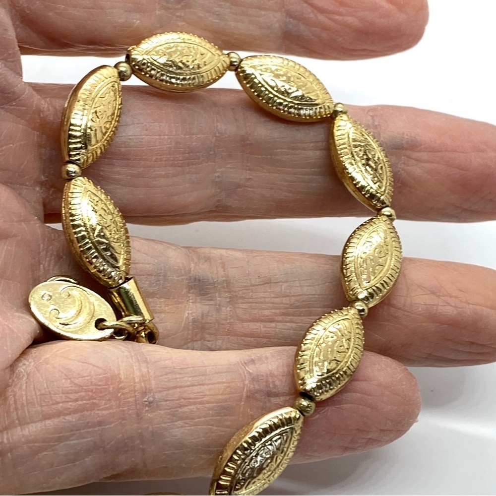 CHARMING CHARLIE Goldtone Bracelet